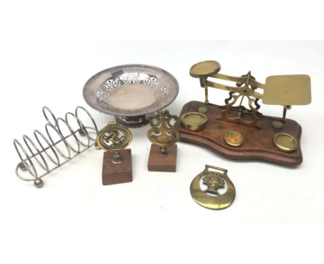 Set of 19th/ early 20th century brass postal scales and matching weights on a shaped mahogany base stamped 'Warranted Accurat