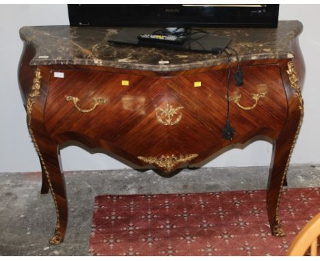 Continental kingwood marble topped commode chest, height 85 cm, width 105 cm, depth 55 cm 