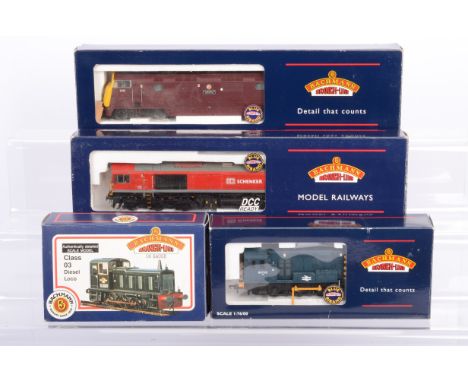 Bachmann 00 Gauge Diesel Locomotives,  32056 BR maroon Warship Class D806 'Cambrian', 32-733 Class 66 repainted  DB Schenker 