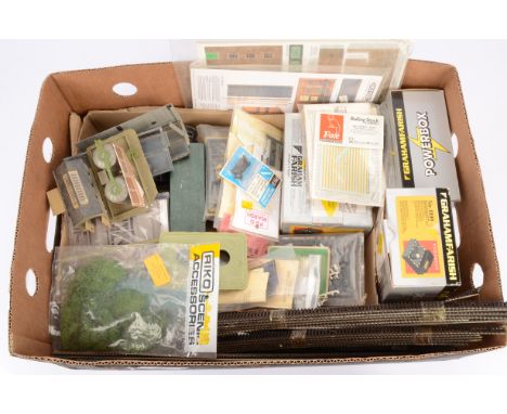 N Gauge Track Kits and Accessories by  Graham Farish Metcalfe Ratio and other makers, Peco Track, boxed Medium Curved R/H (1)