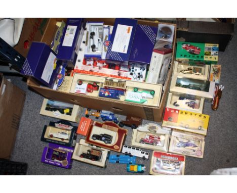 A QUANTITY OF BOXED TOY CARS TO INCLUDE CORGI AND VANGUARDS EXAMPLES