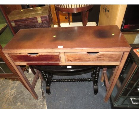 A MODERN LEATHER STYLE TWO DRAWER CONSOLE TABLE, H 90 CM, W 100 CM, SLIGHTLY FADED