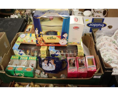 A TRAY OF WADE AND OTHER CERAMICS, TO INCLUDE A TETLEY TEAPOT, SEVEN DWARF TOAST RACKS ETC.