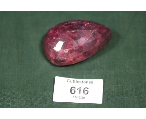 A MODERN LARGE RED AFRICAN RUBY STYLE STONE 