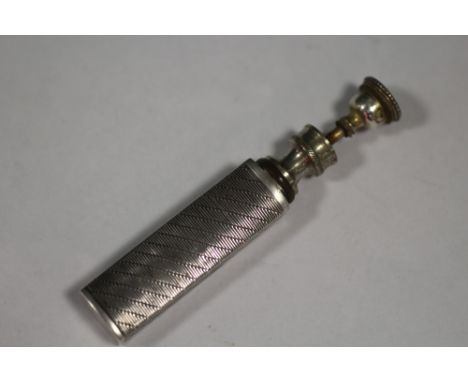 A VINTAGE HALLMARKED SILVER SCENT SPRAYER 