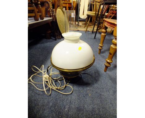 A VINTAGE BRASS HANGING LAMP
