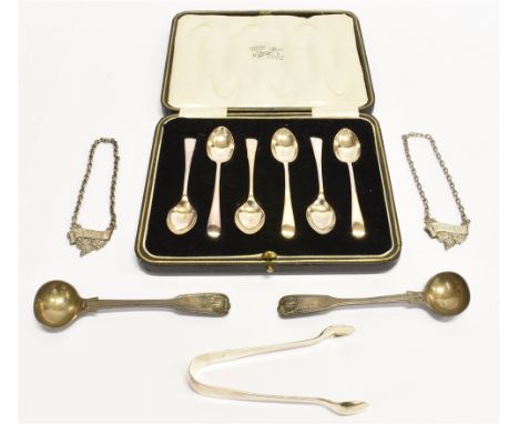 A BOXED SET OF SILVER TEASPOONS  Together with a pair of Victorian silver preserve spoons; sugar tongs; and a pair of Vodka a