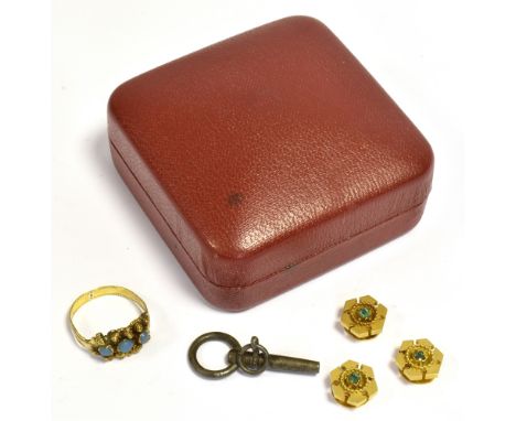 18CT FORGET ME NOT RING &amp; EMERALD SET  Shirt studs, 9.5mm diameter, testing as 18ct gold.  Also a Georgian ring decorated