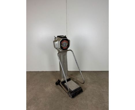 Vintage Watling Coin-Op No Springs Scale. Good original visual condition showing wear and aging. Working condition untested. 