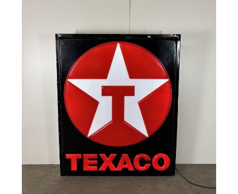 Large 1980's Texaco Moulded Plastic Light-up Sign. In a working condition using 240V power. Dimensions (H x W x D): 170 x 135