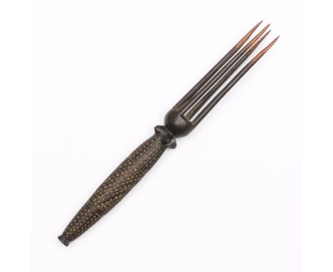 Fiji, a wooden fork. L. 29,5 cm. [1]