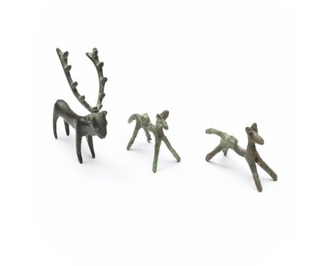 Three bronze animal figures in Luristan Style L. 5,5 - 3,5 cm. [3]