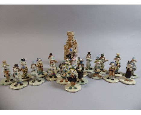 A Collection of Italian Ceramic Band Ornament etc