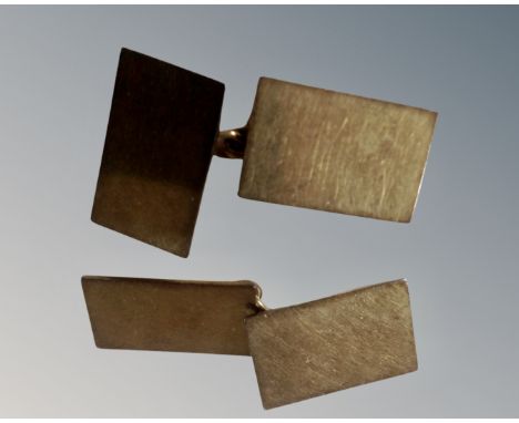 A pair of 9ct gold gent's cufflinks CONDITION REPORT: 7.4g