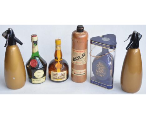 Vintage bottles of D.O.M Benedictine, Grand Marnier Triple Orange and Bols, all unopened. Also included a ceramic Dimple Whis
