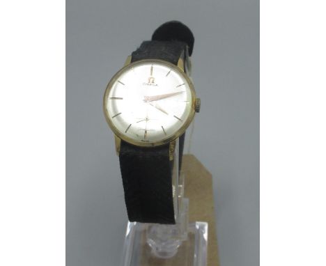 Vintage gold plated hand wound wristwatch, silvered dial with subsidiary seconds, Swiss made 17 jewel movement, D35.1mm (watc