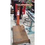 AMERICAN SCALE AND VISE CO. PORTABLE MECHANICAL SCALE, MODEL 87, S/N FG6360F