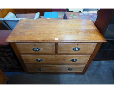 An oak chest of drawers 