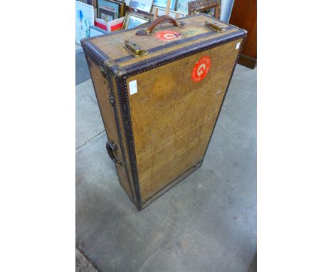 An early 20th Century American Hartmann Trunk Co. Pathfinder Imperial steamer trunk, retailed by Saks, Fifth Avenue 