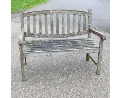 A wooden garden bench, 111cm