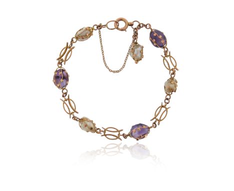 An amethyst and freshwater pearl bracelet, set with amethyst cabochons and freshwater pearls in a gold fancy-link bracelet, 2