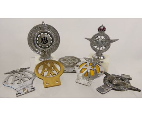 Miscellaneous Vintage Motoring Association Badges, including Royal Automobile Club, Civil Service Motoring Association x 2 an