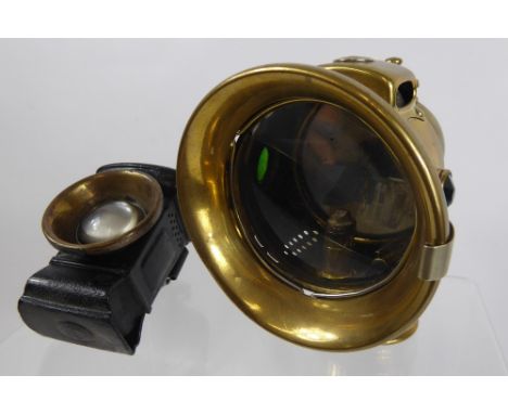 A Brass Joseph Lucas Ltd (Birmingham) Vintage Carbide 'King Of The Road' Automobile Head Light, nr 326 large brass carbide la