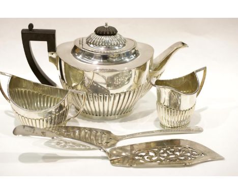 Mappin &amp; Webb silver plated tea service and two silver plated servers, one with armorial crest. P&amp;P Group 2 (£18+VAT 