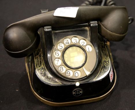 Vintage Bell Telephone Co cradle telephone. P&amp;P Group 2 (£18+VAT for the first lot and £2+VAT for subsequent lots) 