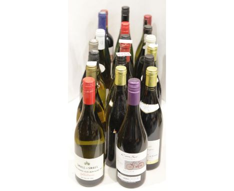 Twenty bottles of mixed red and white wines, some vintage. This lot is not available for in-house P&amp;P, please contact the