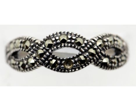 Ladies 925 silver fancy marcasite ring, size M. P&amp;P Group 1 (£14+VAT for the first lot and £1+VAT for subsequent lots) 