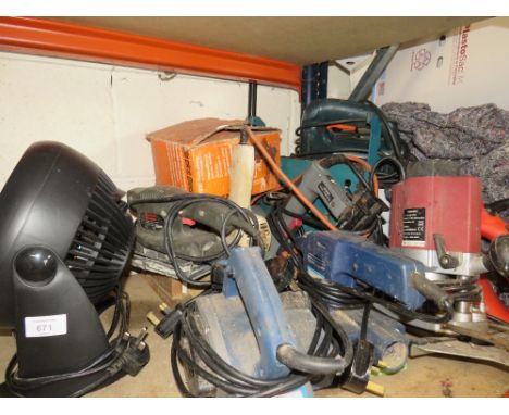A LARGE QUANTITY OF ELECTRIC POWER TOOLS - A/F (HOUSE CLEARANCE)