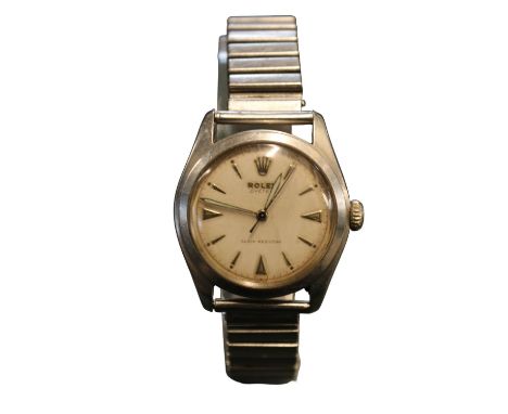 Rolex Oyster wristwatch model number 6082 (Serial no 813364), 1952/53. Mechanical 15 jewel movement in 34mm steel case, silve