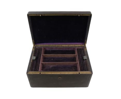 16th The Queen's Regiment of Light Dragoons Lancers French 4 Tray Jewellery case for The Right Honourable Hugh Rowley 1833 - 