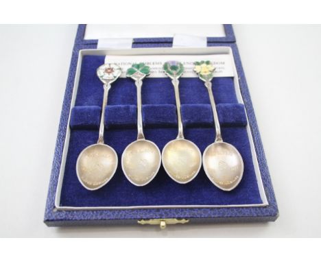 Set of 4 x Elizabeth II Silver Jubilee Enamel Teaspoons Cased 