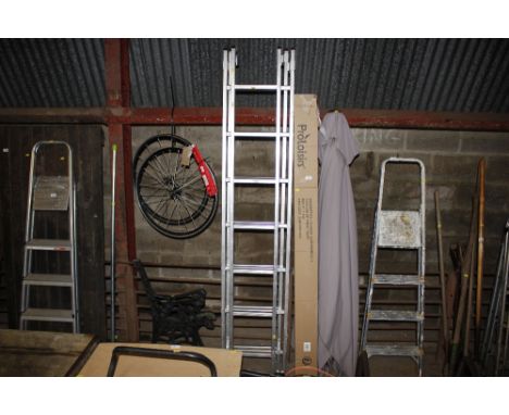 An aluminium extending ladder