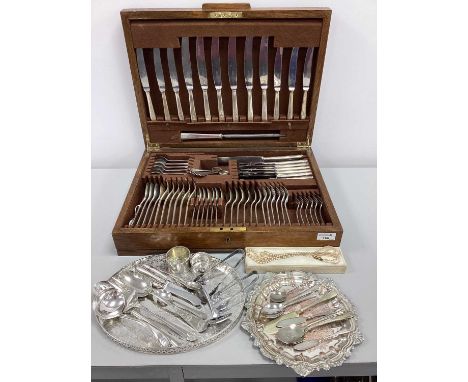 A c.1950's Heritage Plate Canteen of Cutlery, the knife blades stamped "Harrods Ld", in original fitted wooden canteen case (