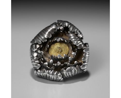 A VERY RARE SILVER NETSUKE OF A BLOOMING CHRYSANTHEMUM (KIKU)UnsignedJapan, second half of 19th centuryThe single bloom with 