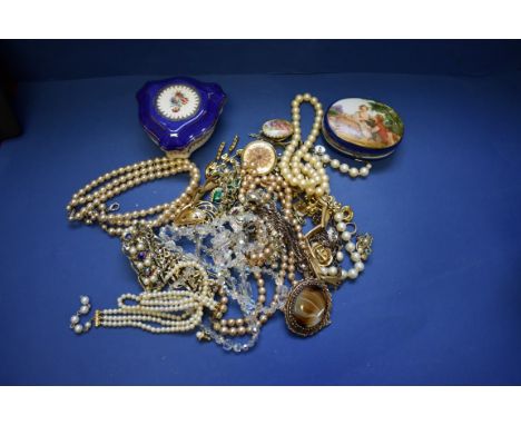 A quantity of costume jewellery; together with two trinket boxes. 