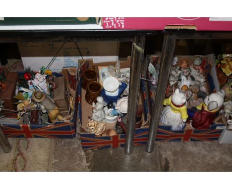 THREE SMALL TRAYS OF CERAMIC AND RESIN FIGURES ETC. 