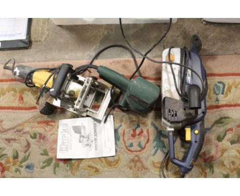 A CLARKE BISCUIT JOINTER, MACALLISTER SANDER, BOSCH SANDER, WORK LIGHTS&nbsp;&nbsp;&amp; SELECTION OF GARDEN TOOLS - A/F