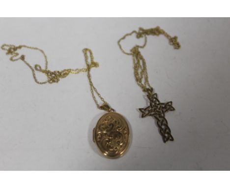 A CELTIC STYLE CROSS PENDANT ON 9 CT GOLD CHAIN TOGETHER WITH A YELLOW METAL LOCKET ON CHAIN