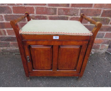 A VINTAGE MAHOGANY BOX PIANO STOOL