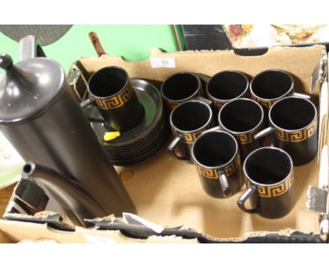 A TRAY OF PORTMEIRION SUSAN WILLIAMS - ELLIS COFFEE CANS AND SAUCERS, TOGETHER WITH AN UNMARKED COFFEE POT 