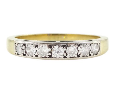 18ct gold seven stone round brilliant cut diamond half eternity ring, total diamond weight approx 0.30 caratCondition Report: