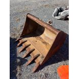 34" Excavator Tooth Bucket