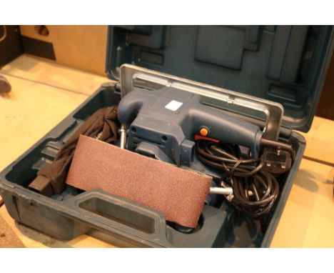 Black and Decker belt sander and case 