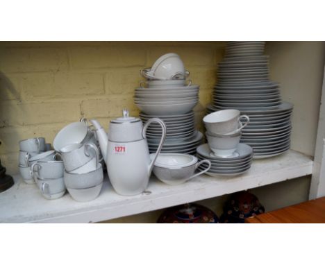 A Noritake Damask pattern part tea and dinner service. 