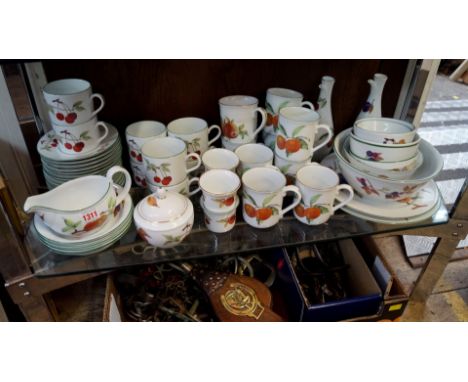 A collection of Royal Worcester 'Evesham' and 'Evesham Vale' pattern tea and dinner wares. 