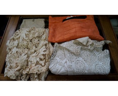 A small quantity of lace; together with a vintage beadwork purse. 
